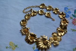 Vintage Trifari Kunio Matsumoto Designer Gold Tone Flower Necklace Rare