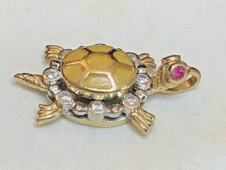 Estate Vintage 14k Yellow Gold Turtle Charm Pendant Ruby Eyes Movable Head 3 - D