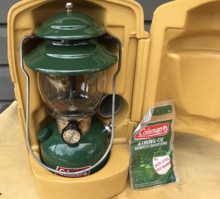 VINTAGE COLEMAN 200A GREEN LANTERN 11 - 80,  & COLEMAN CLAMSHELL CASE 12 - 80 2