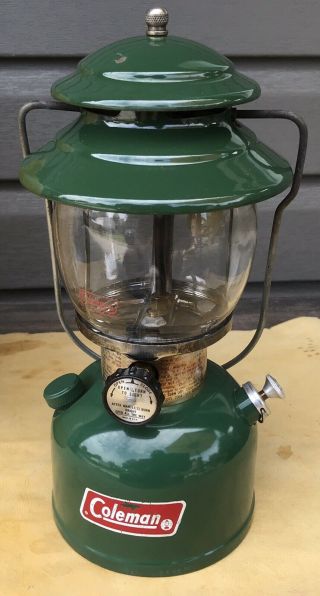 VINTAGE COLEMAN 200A GREEN LANTERN 11 - 80,  & COLEMAN CLAMSHELL CASE 12 - 80 4