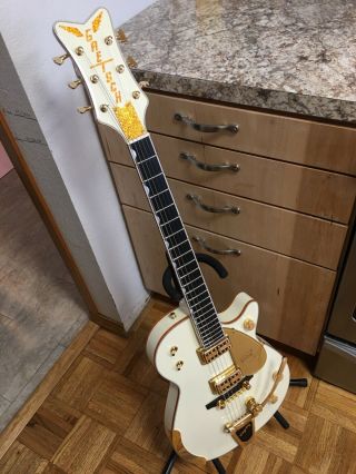 Gretsch G6134t - 58vs Vintage Select White Penguin Guitar