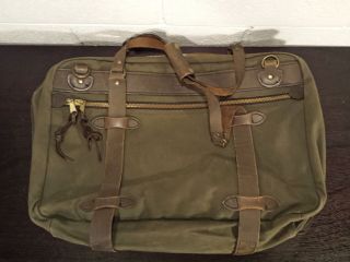 Vintage Filson Pullman Carry On Bag 21.  5x15x9 Green Twill Talon Zippers