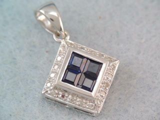 14k White Gold Diamond & Blue Sapphire Pendant Charm