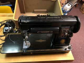 Vintage Singer 301A Sewing Machine with Case 3