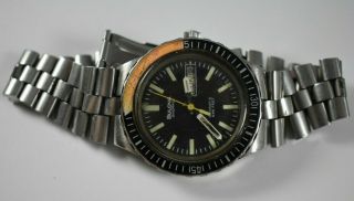 Vintage 1974 N4 Bulova Snorkel Automatic 666 Day Date Calendar Diver Mens Watch