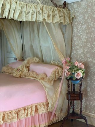 1986 Nellie Bell Miniature Dollhouse Artisan Pink Silk Lace Canopy Bed ROMANTIC 2