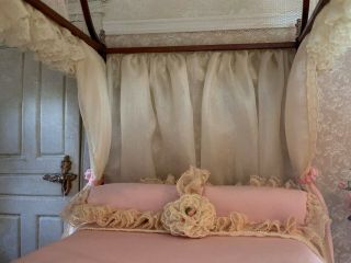 1986 Nellie Bell Miniature Dollhouse Artisan Pink Silk Lace Canopy Bed ROMANTIC 7