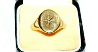 Vintage 9ct Gold Diamond Signet Ring.  Starburst.  Male / Female.  Unisex.  Size P.
