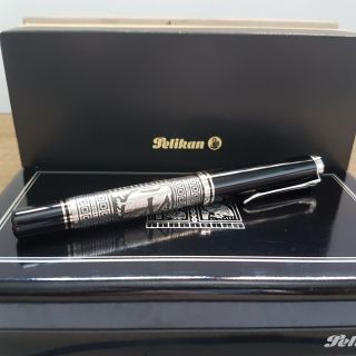 Pelikan M910 Toledo Black - Silver Fountain Pen With 18k M Nib (old Style) Rare