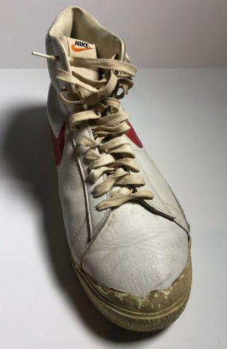 Artis Gilmore 2 Pairs of Game Worn Vintage Shoes Nike Adidas ABA Colonels Bulls 10