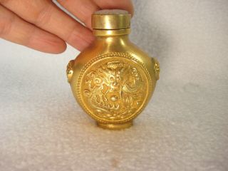 VINTAGE CHINESE QING DYNASTY SIGNED BRASS SNUFF BOTTLE W/ DOUBLE DRAGONS SCENIC 2