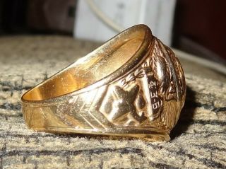 WWII; Solid 10k Gold; PILOT OFFICER U.  S.  A.  A.  F.  Ring,  Class of 43 - B 2