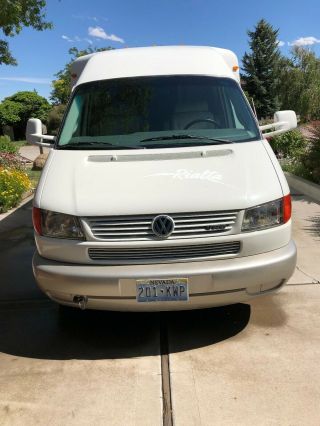 2000 Winnebago Rialta 22qd