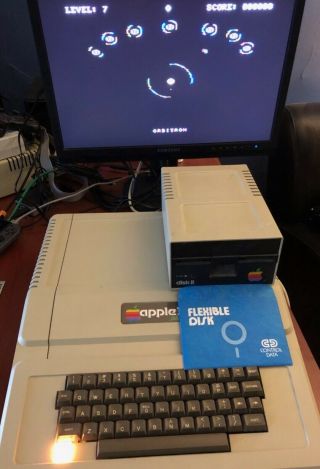 Orbitron,  Apple II 2 vintage video game,  Sirius 3