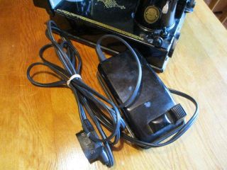 Vintage Singer Featherweight Sewing Machine Black w/Foot Pedal,  In Case 11