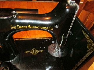 Vintage Singer Featherweight Sewing Machine Black w/Foot Pedal,  In Case 6