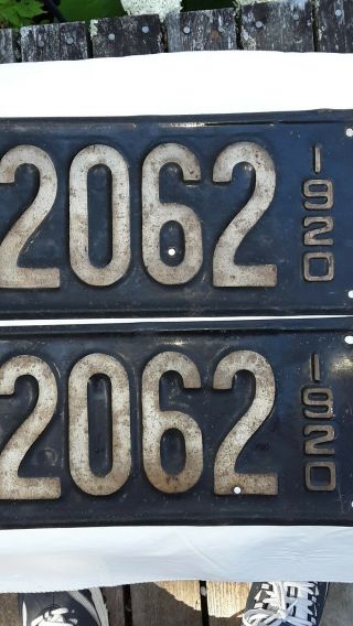 Antique 1920 matching pair Minnesota license plates. 3