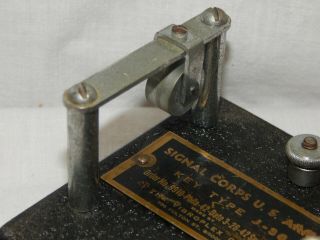 Vintage WW II Signal Corps U.  S.  Arms Vibroplex J36 Telegraph Key 1942 