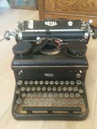 Antique/vintage Royal Typewriter 1920’s Glass Keys