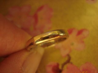 Pretty Vintage 1988 Finely Crafted 9CT Gold: Polished Band Pinky Finger Ring 2