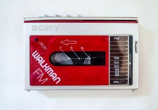 Sony Walkman Wm - F10 Vintage Cassette Player.