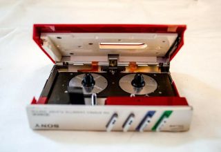 Sony Walkman WM - F10 Vintage Cassette Player. 5