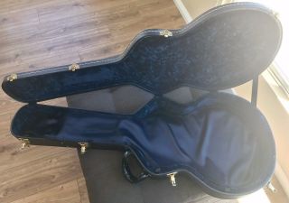 Rare 68 of 150 limited edition Gibson Lucille ' King of the Blues ' Guitar w/case 10