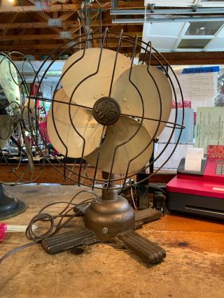 Antique Vintage G.  E.  Fan General Electric Ge Oscillating Old Fan