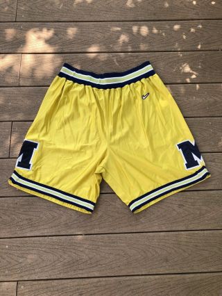 Vintage Nike Michigan Wolverines Fab Five Basketball Shorts Size Xl (38) 90s