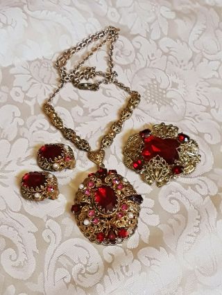 Mom ' s Estate Vintage Red Rhinestone Filagree Necklace Earrings Brooch Set W.  Germ 6