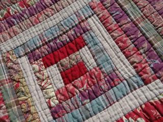 Fine Vintage Country Log Cabin Tradition Barn Red Amethyst Paisley Cutter Quilt