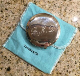 Lqqk Tiffany & Co Vintage 925 Sterling Silver Compact Monogramed