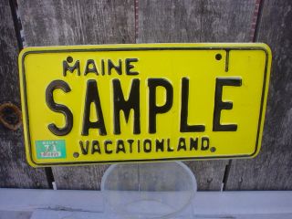 Vintage Maine 1971 (sample) License Plate