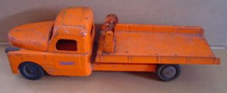 Vintage Structo Toys Flatbed Wrecker Tow Truck Orange Metal Pressed Steel 2