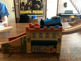 Thomas the Train WOODEN DELUXE King Of The Railway Set - Vintage/Discontinued 6