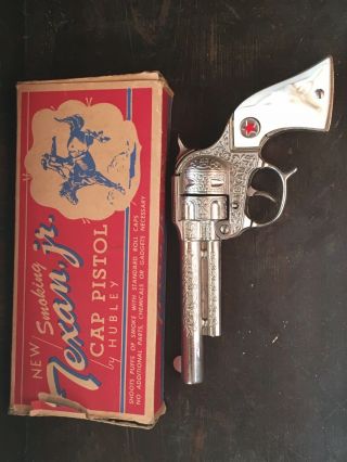 Vintage Hubley Texan Jr.  Cap Gun And Unfired Mib - Boxed