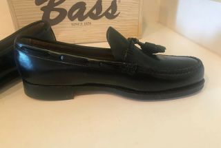 G.  H.  BASS & CO.  Weejuns Mens Leather Shoe VTG Black Loafer W/Box 9.  5B Rare 4