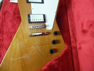 2019 Gibson Explorer Antique Natural with Hardcase Save Hundreds 10