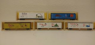 Atlas Vintage Holiday N Scale Train Cars 5 Total