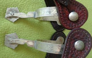 Outstanding Vintage Double Sided Hand Engraved Gal Leg Cowboy Western Spurs Nr