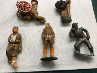 5 Vintage Barclay Or Manoil Lead Soldiers