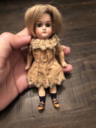 Antique 5.  5” Early Closed Mouth Kestner Doll Mold 192 W Antique Clothes