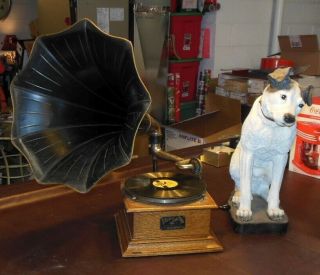 Vintage Victor Type Vic - 1 Talking Machine Phonograph With Horn And Nipper,