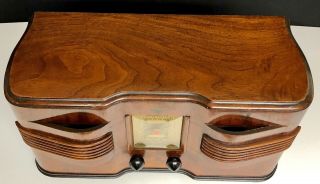 Emerson EC - 376 Twin Speaker w/ Ingraham Cabinet (1940) vintage vacuum tube radio 2