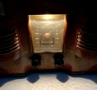 Emerson EC - 376 Twin Speaker w/ Ingraham Cabinet (1940) vintage vacuum tube radio 7