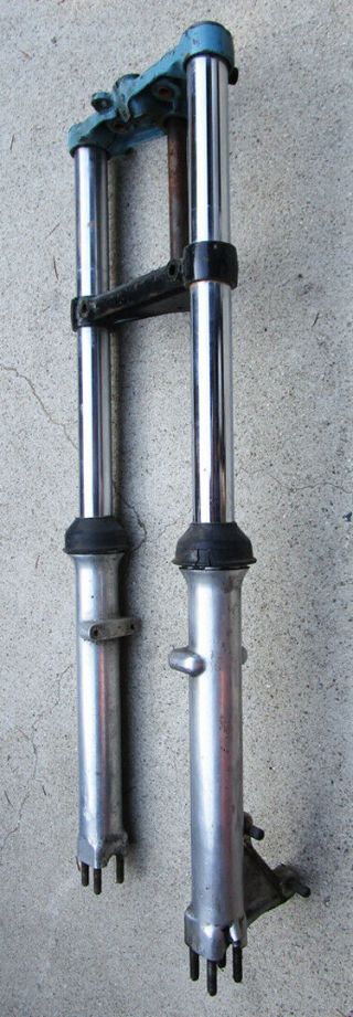 Vintage Triumph Motorcycle Front End Forks T140 Tr7 T150 750 1973 On 650/750cc