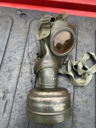 WW2 German M30 German Army Waffen Gas Mask With Regiment Marked Canister 4