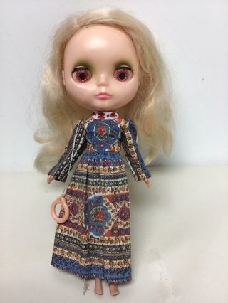 Vintage Kenner 11 " Blythe Doll With Blonde Hair Wearing A Dress