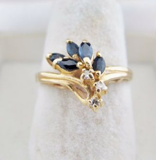 Vintage 14k Yellow Gold Ladies Ring W/ 5 Blue Sapphires & 3 Diamonds (size 6.  25)