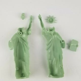 Marx Toys Vintage Statue of Liberty Model Puzzle Made in USA Louis Marx NYC Rare 7